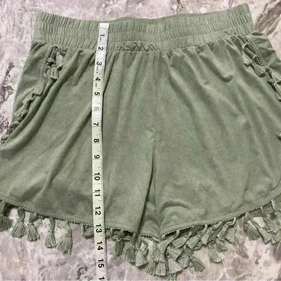 Soul Cake Women's Faux Suede Tassel Trim Shorts Size L Outdoor Beach Summer - Picture 5 of 10